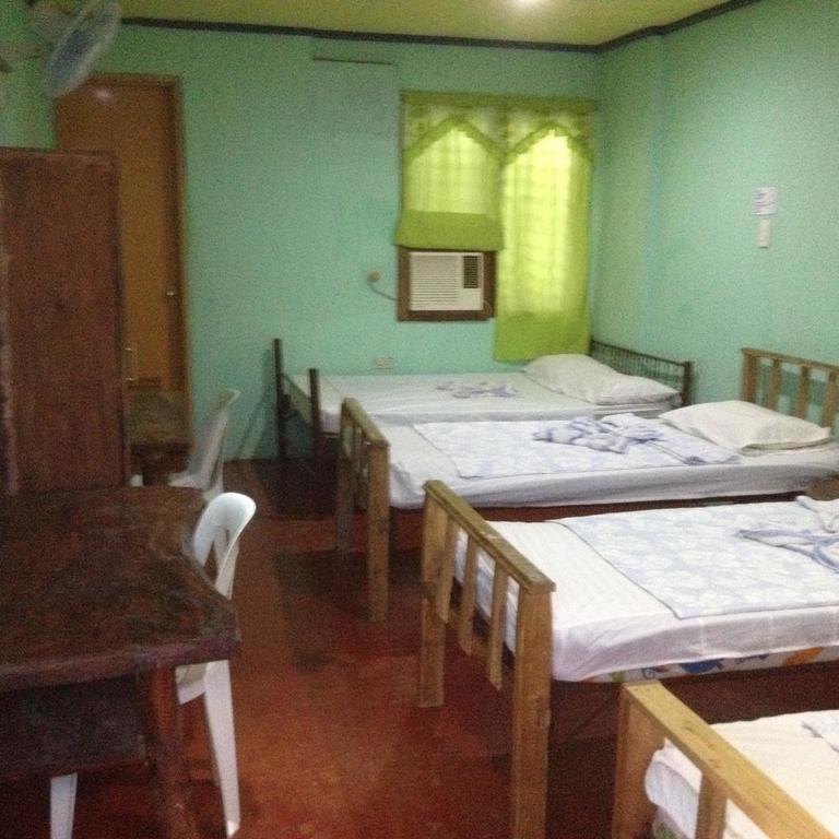 Dhayne Pension Puerto Princesa Szoba fotó
